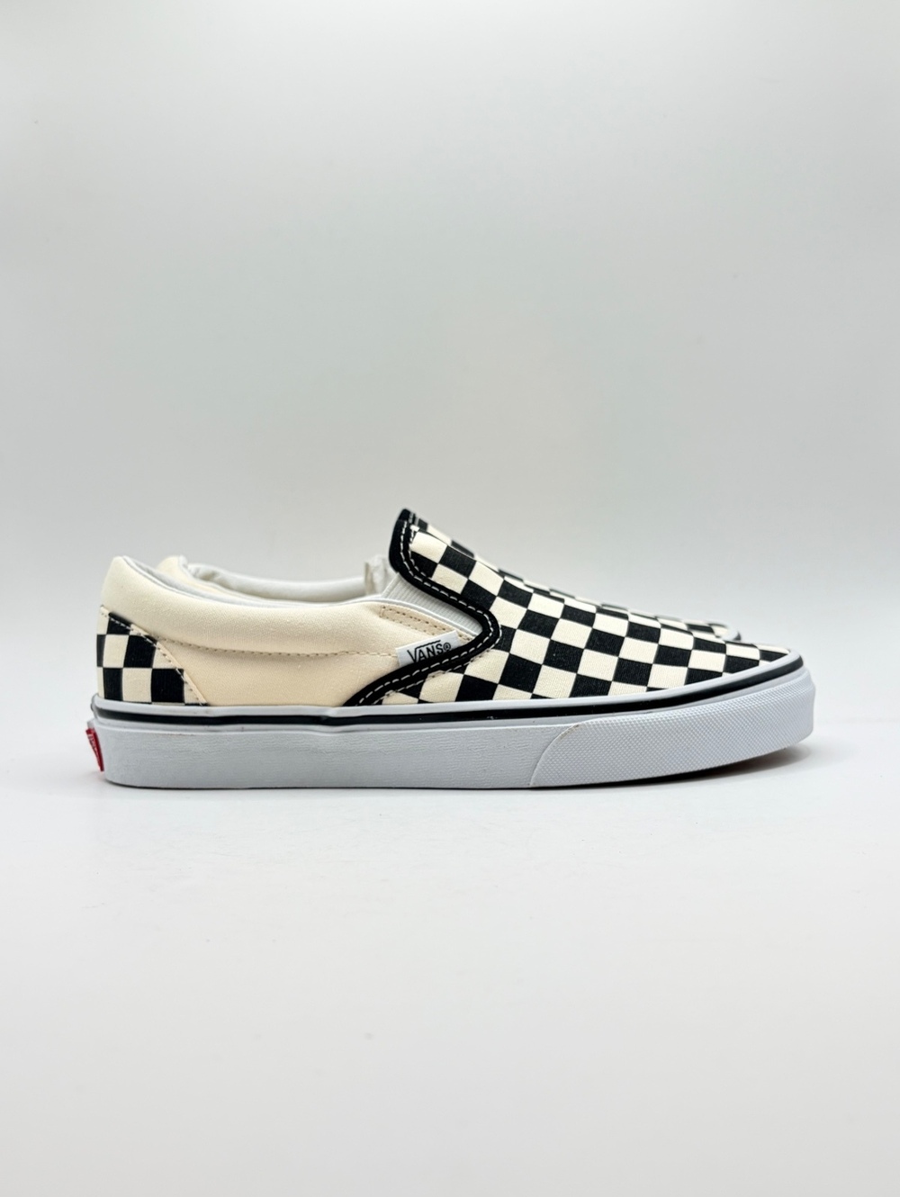 Vans Classic Slip-On Checkerboard Black White Men’s 6 Women’s 7.5 VN000EYEBWW